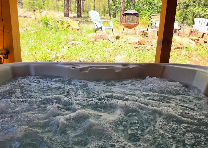 Cozy Forest With Hot Tub In
