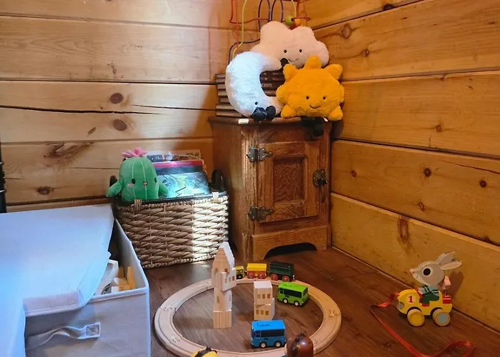 Сasa de vacaciones Cozy Forest With Hot Tub In